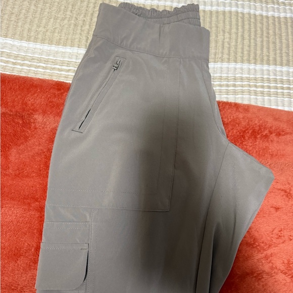 Athleta Chelsea Cargo Joggers - Picture 4 of 5